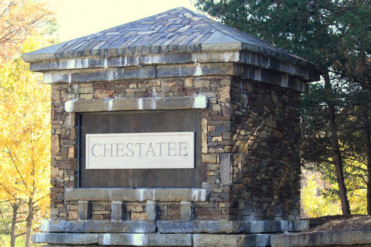 1_chestatee_dawsonville_georgia_front_entrance_monument