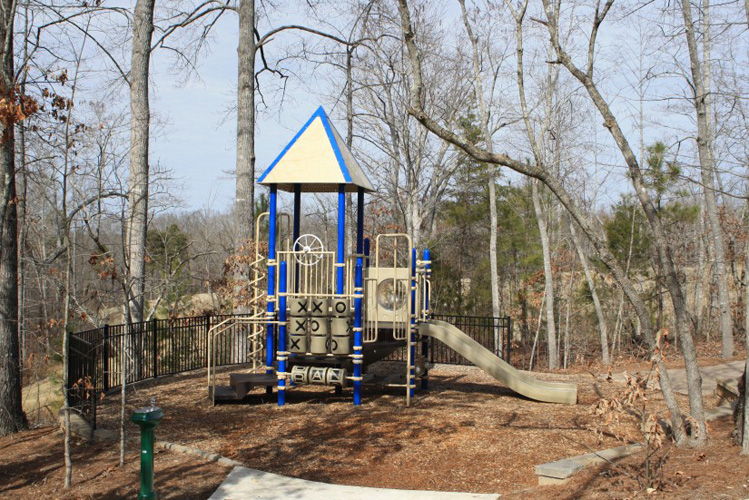 3_marina_bay_on_lake_lanier_gainesville_georgia_kids_playground_area