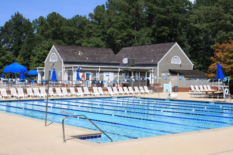 4_windward_alpharetta_georgia_luxury_neighborhood_pool_cabana_club_house_lap_pool